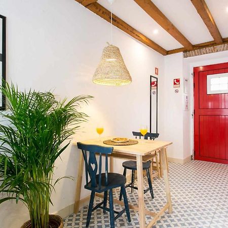 Trendy Lisbon Home With Terrace Lx Factory ภายนอก รูปภาพ