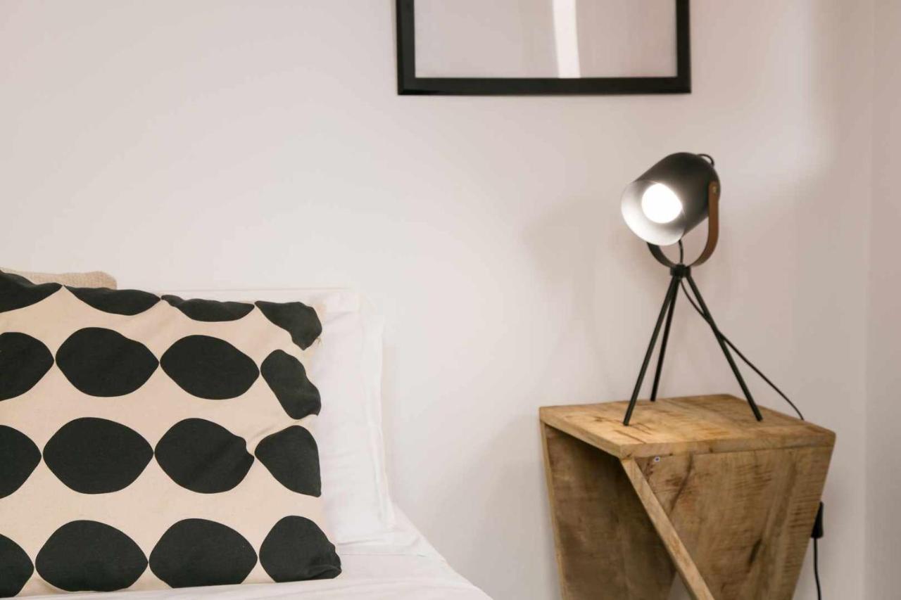 Trendy Lisbon Home With Terrace Lx Factory ภายนอก รูปภาพ