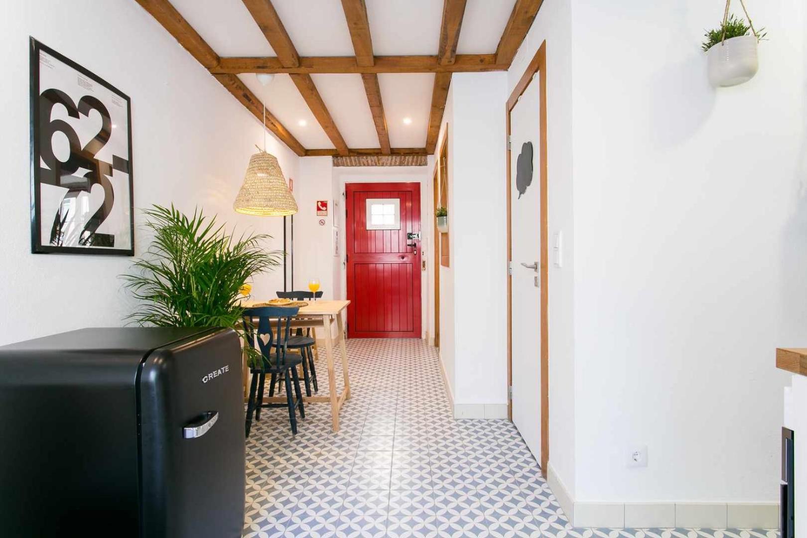 Trendy Lisbon Home With Terrace Lx Factory ห้อง รูปภาพ